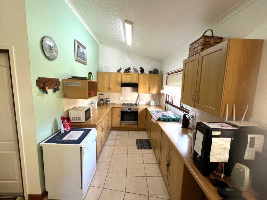 2 Bedroom Property for Sale in Harkerville A H Western Cape